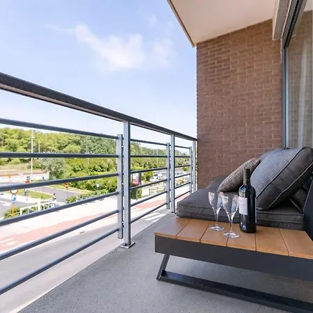 Διαμέρισμα Huswell - Bright With Parking Near The *