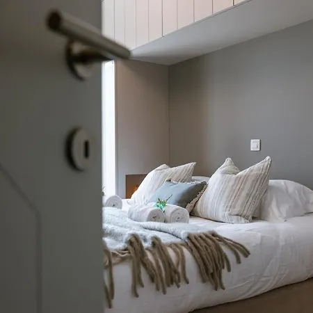 Apartament Huswell - Bright With Parking Near The