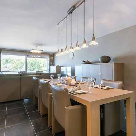 Huswell - Bright With Parking Near The *